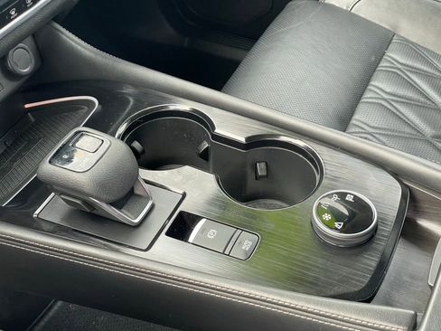 Certified 2023 Nissan Rogue Platinum FWD image 24