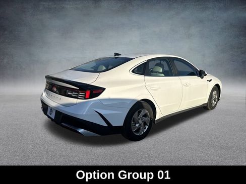 Used 2026 Hyundai Sonata SE FWD image 6