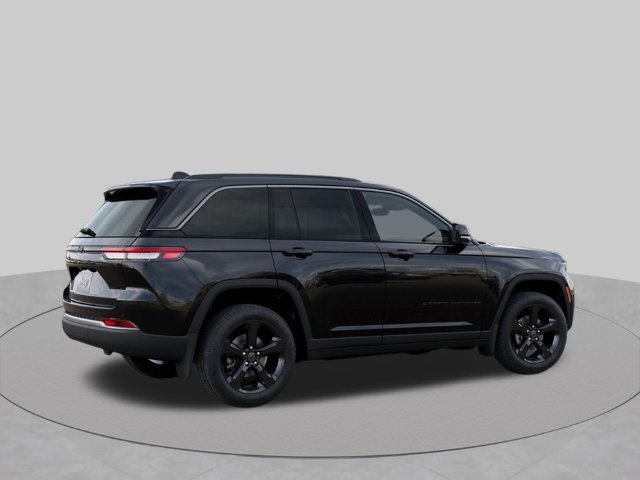 New 2027 Jeep Grand Cherokee Limited w/ Limited Altitude Package AWD/4WD image 4