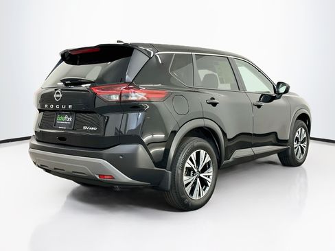 Used 2023 Nissan Rogue SV AWD/4WD image 9