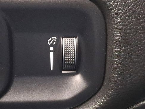 Used 2023 RAM 1500 Big Horn image 24