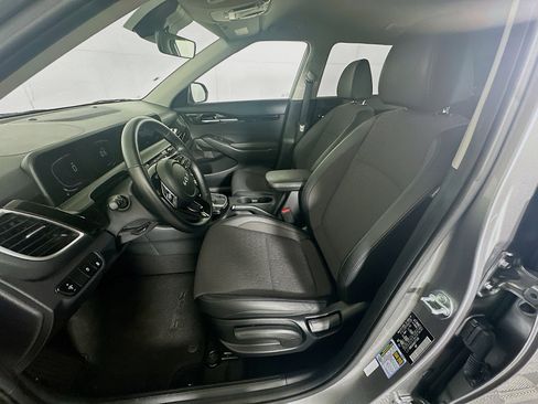 Used 2025 Kia Seltos S image 13