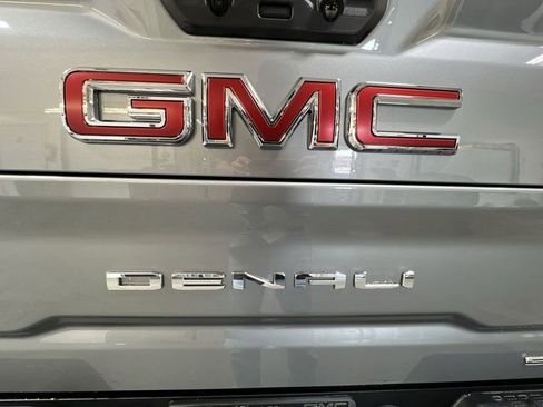 New 2026 GMC Sierra 3500 Denali w/ Denali Reserve Package image 32