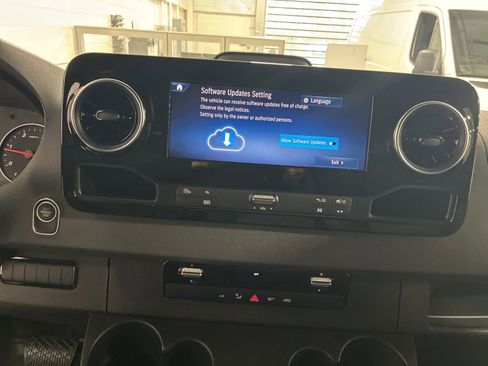 New 2026 Mercedes-Benz Sprinter 2500 image 17