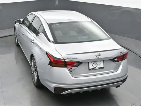 Used 2023 Nissan Altima 2.5 SL image 41