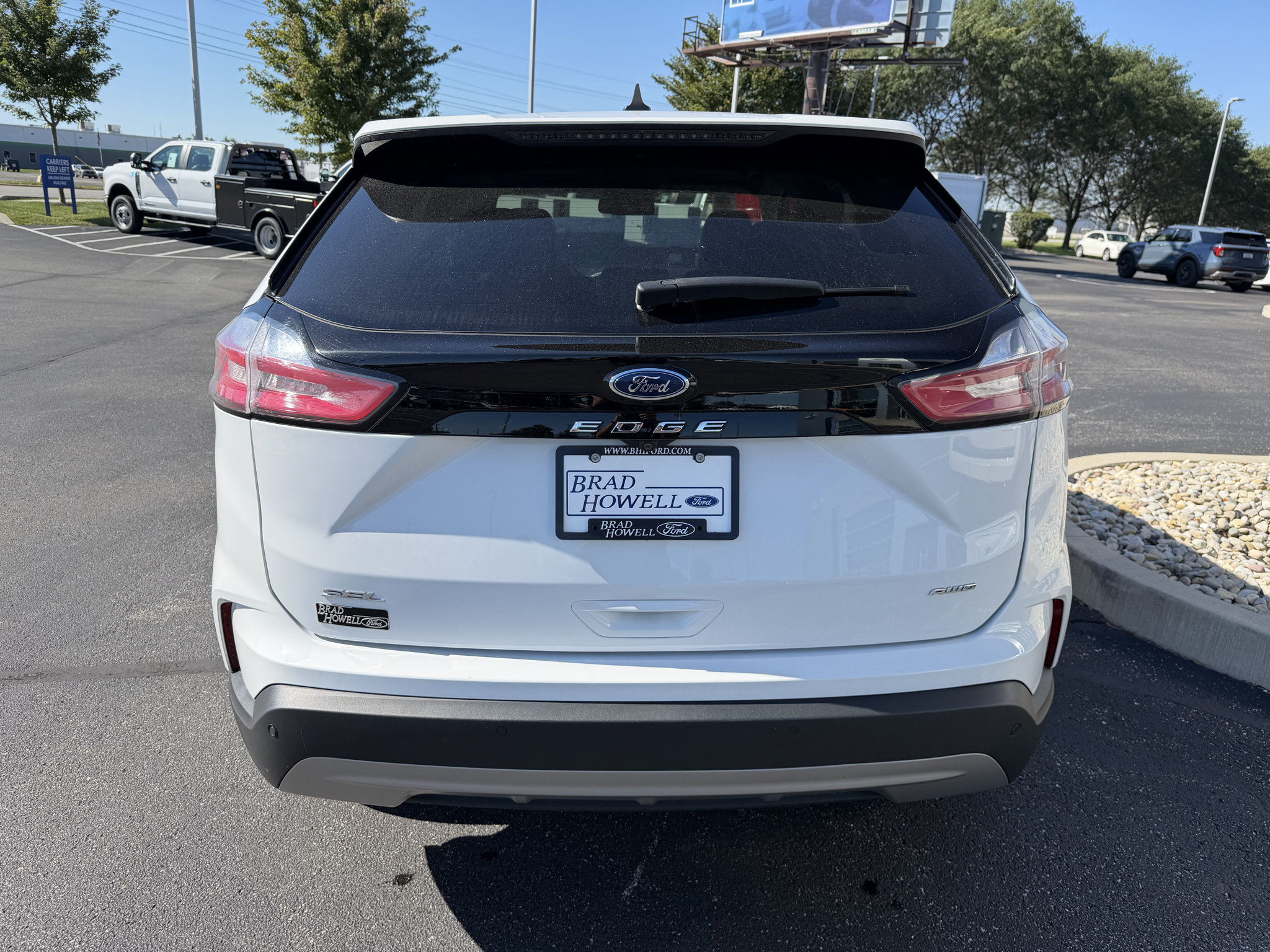 Used 2024 Ford Edge SEL w/ Convenience Package AWD/4WD image 7