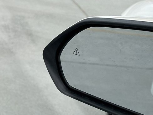 New 2025 Kia K4 LXS image 12