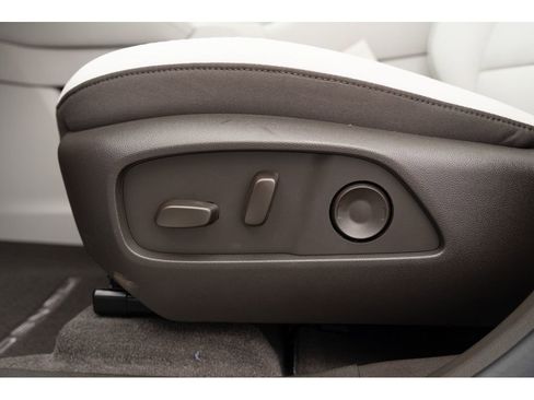 New 2026 GMC Terrain Denali AWD/4WD image 15