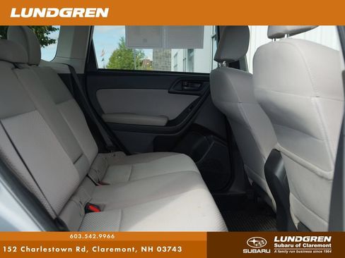 Used 2016 Subaru Forester 2.5i Premium AWD/4WD image 27