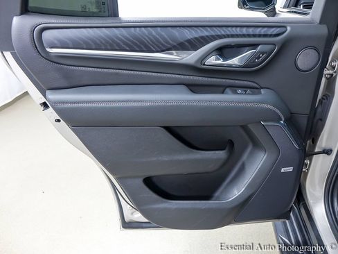 Used 2024 GMC Yukon Denali w/ Advanced Technology Package AWD/4WD image 24