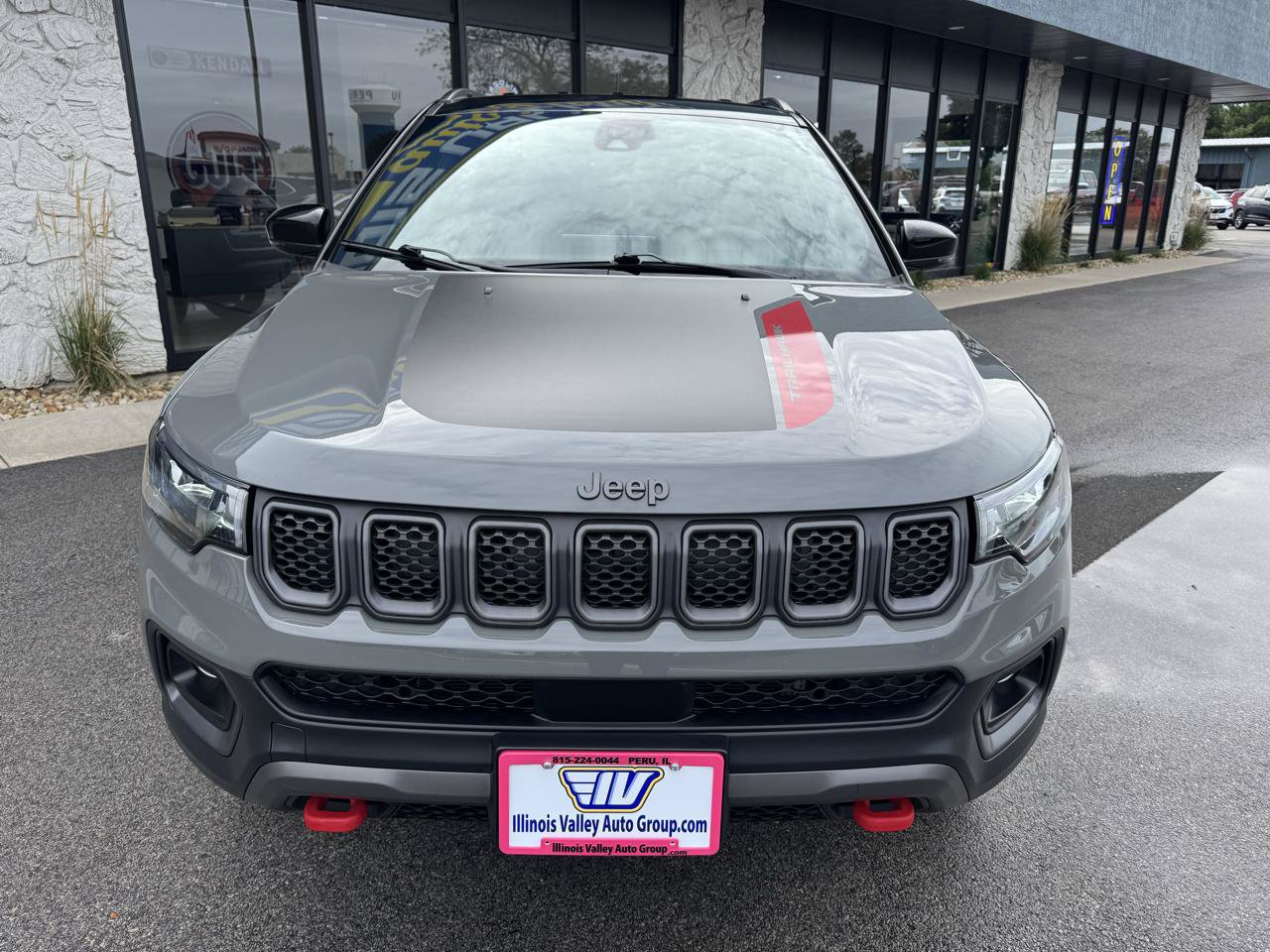 Used 2023 Jeep Compass Trailhawk AWD/4WD image 12