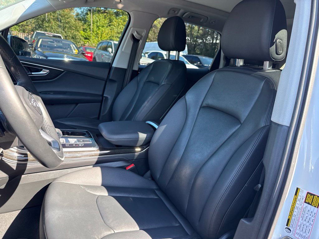 Used 2023 Audi Q7 3.0T Premium Plus AWD/4WD image 18