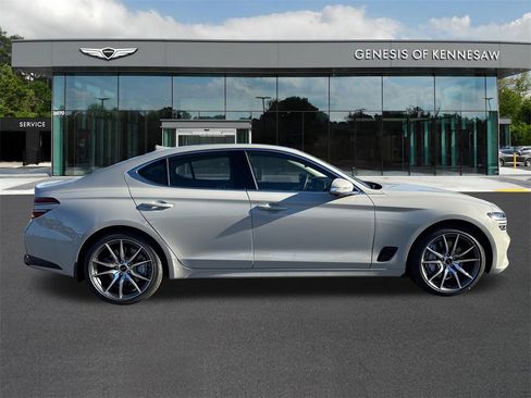 New 2026 Genesis G70 2.5T Prestige image 8