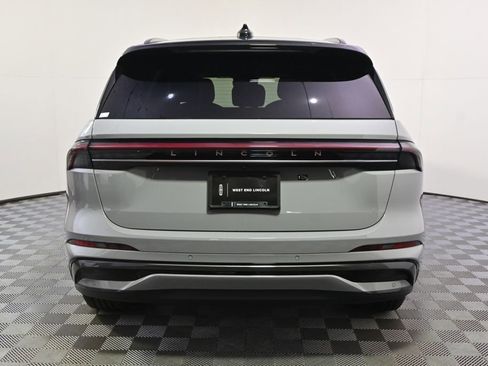 New 2026 Lincoln Nautilus Reserve image 5