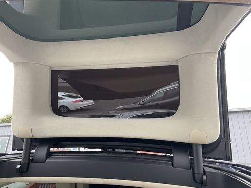 Used 2018 Tesla Model X 100D image 35