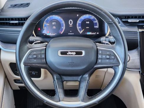 Certified 2021 Jeep Grand Cherokee L Limited AWD/4WD image 27