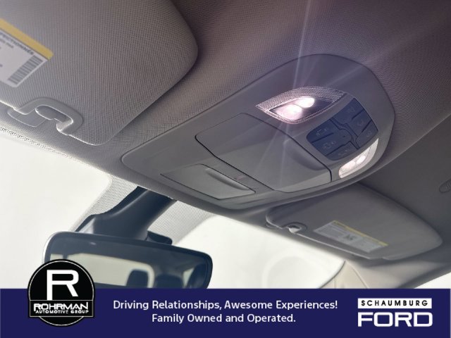 Used 2023 Chrysler Pacifica Touring-L FWD image 10