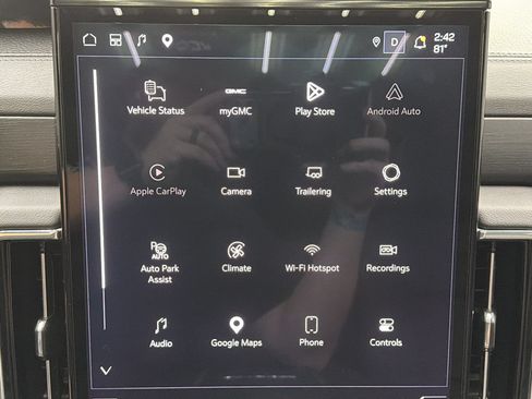 Used 2026 GMC Yukon XL Denali w/ Sun & Power Step Package AWD/4WD image 19