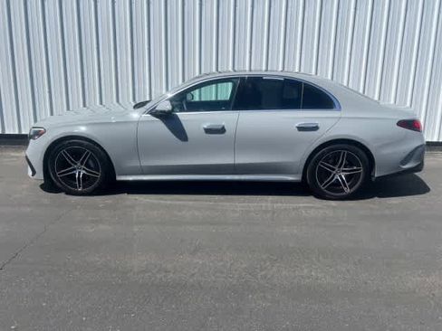 Used 2026 Mercedes-Benz E 350 Sedan image 3