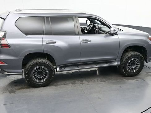 Used 2023 Lexus GX 460 Premium AWD/4WD image 24