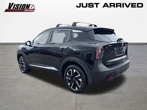 New 2026 Nissan Kicks SV w/ Cold Weather Package AWD/4WD image 7