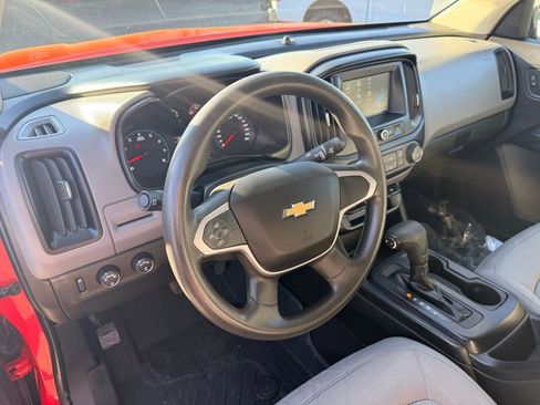 Used 2018 Chevrolet Colorado W/T image 20