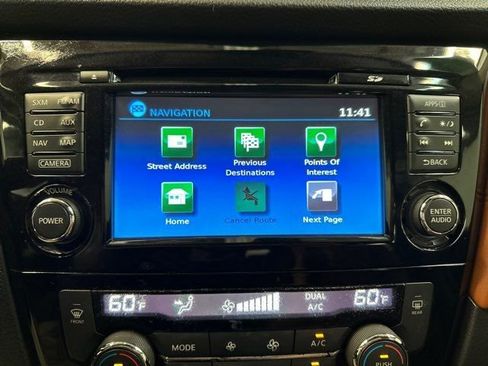 Used 2017 Nissan Rogue SL w/ SL Premium Package image 26