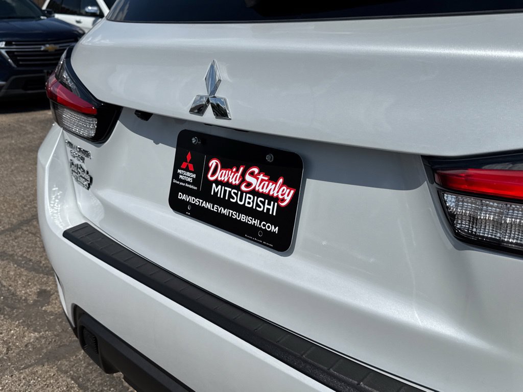New 2027 Mitsubishi Outlander Sport SE FWD image 41