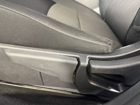 Used 2025 Nissan Sentra SV FWD image 23