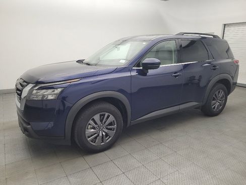 Used 2023 Nissan Pathfinder SV w/ Cargo Package FWD image 2