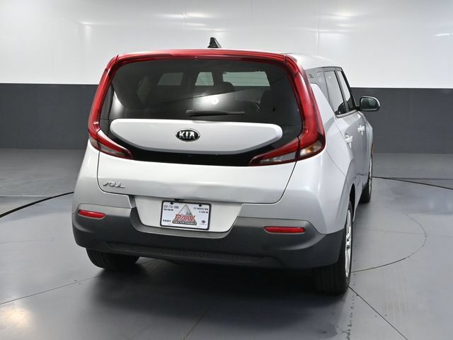 Used 2020 Kia Soul LX FWD image 4