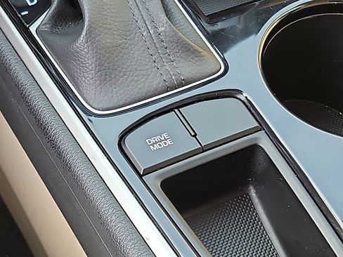 Used 2018 Hyundai Sonata Limited FWD image 23