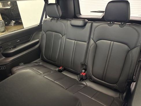 New 2026 Jeep Grand Wagoneer L 4WD w/ Premium Group I image 27