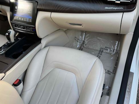 Used 2018 Maserati Quattroporte S RWD image 34