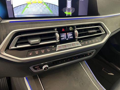 Used 2019 BMW X5 xDrive40i w/ Premium Package 2 image 28