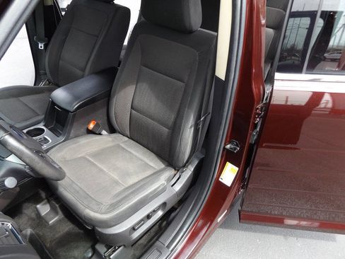 Used 2018 Ford Flex SEL image 13