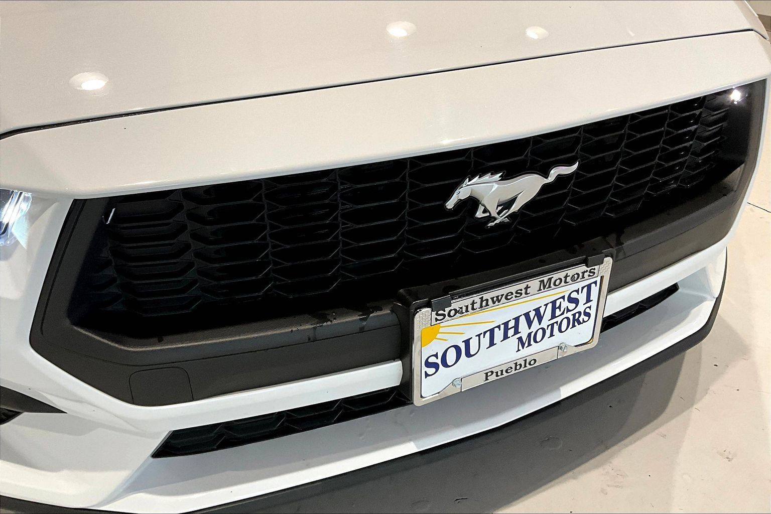 Used 2025 Ford Mustang Premium RWD image 31
