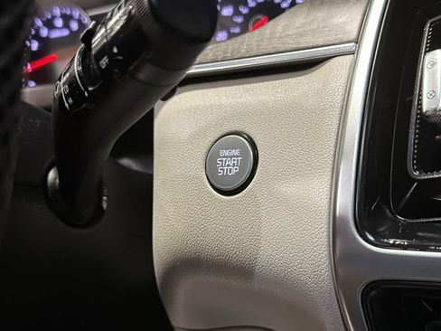 Used 2022 Kia Sorento S w/ Panoramic Sunroof Package AWD/4WD image 21