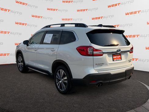 Used 2022 Subaru Ascent Limited w/ Technology Package AWD/4WD image 3