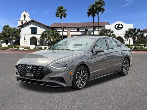 Used 2022 Hyundai Sonata Limited w/ Cargo Package FWD image 5