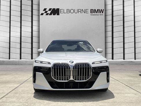 New 2026 BMW 740i w/ Executive Package RWD image 2