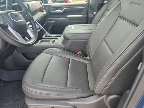 Used 2026 GMC Sierra 2500 Denali w/ Denali Reserve Package AWD/4WD image 17