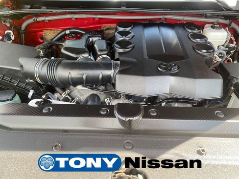 Used 2024 Toyota 4Runner TRD Off-Road image 18