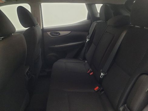 Used 2021 Nissan Rogue Sport S FWD image 18