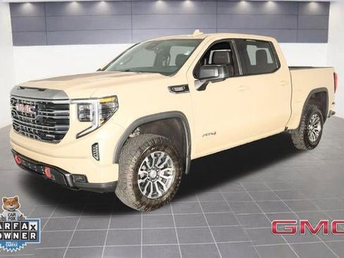 Certified 2023 GMC Sierra 1500 AT4 w/ AT4 Premium Package AWD/4WD image 1