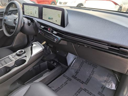 Certified 2023 Kia EV6 Wind w/ Wind Technology Package image 21