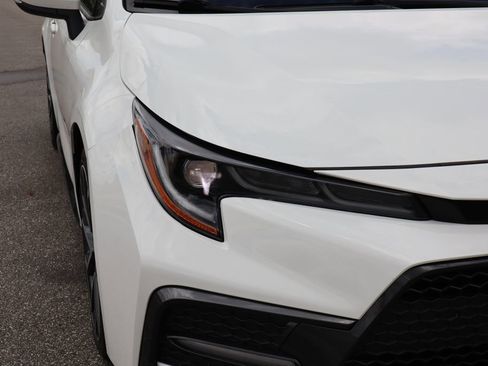 Used 2021 Toyota Corolla XSE FWD image 5