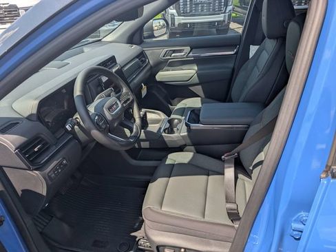 New 2027 GMC Terrain AT4 w/ Convenience Package III AWD/4WD image 13