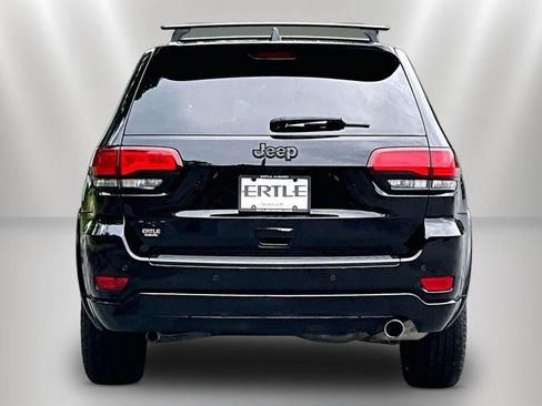 Used 2021 Jeep Grand Cherokee Laredo X AWD/4WD image 6