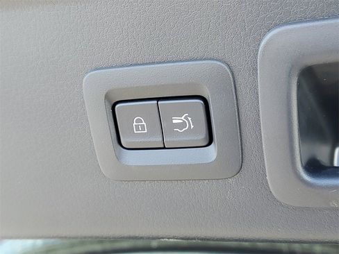 Used 2023 MAZDA CX-30 AWD 2.5 S w/ Premium Package image 9